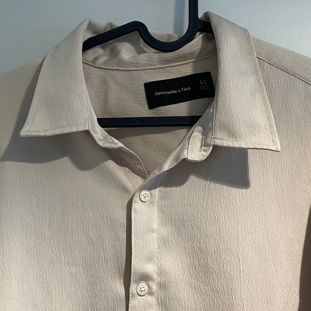 Abercrombie & Fitch Cream Button Down Shirt - Picture 4 of 5